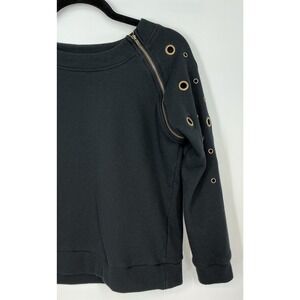VENUS Black Crewneck Pullover Sweatshirt M Zip Shoulder Grommet Sleeve Alt Edgy